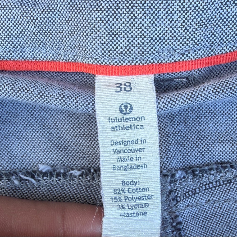 Lululemon Men’s 38 Commission Chino Shorts Qwick Oxford 11” GRAY Cotton Blend‎ - Picture 2 of 9
